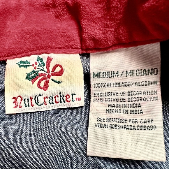 Vintage Women’s Christmas Holiday Denim Embroidered Velvet Button Down Shirt - Picture 5 of 5